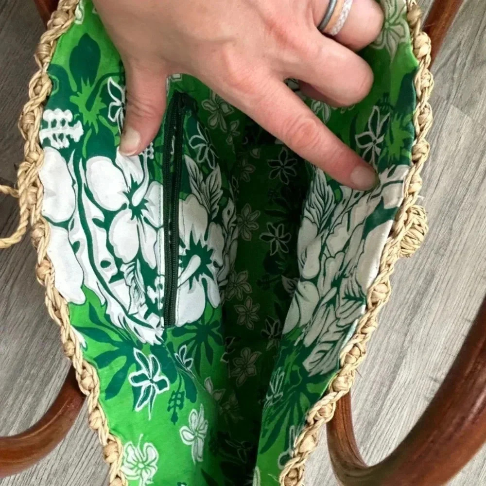 Como Woven Handbag - Picture 6 of 9
